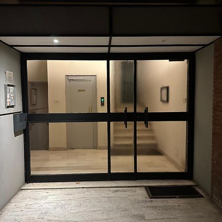 Camere Oberdan Foligno Bagian luar foto